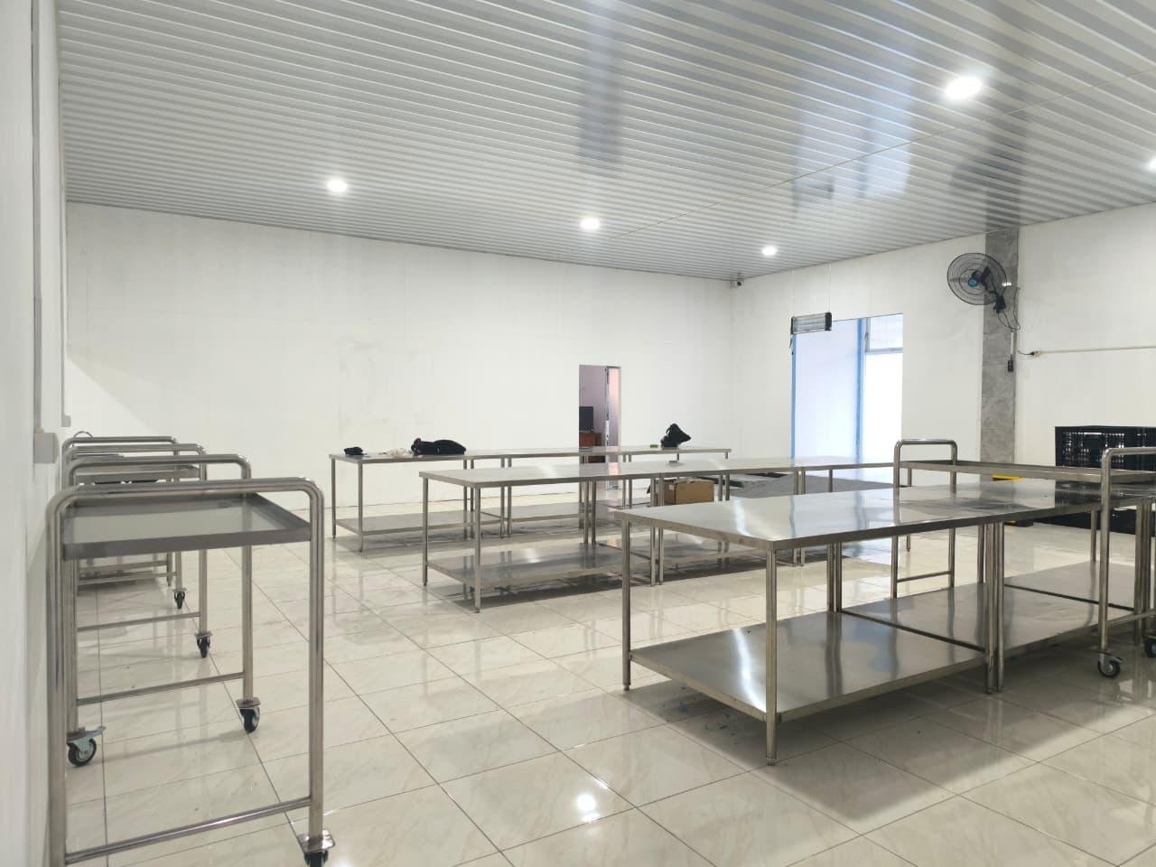 STAINLESS COSTOM